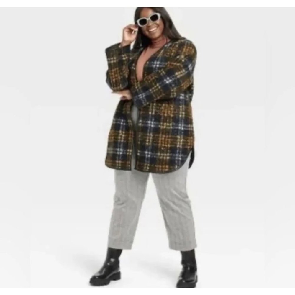 NWT Ava & Viv 2X Women’s Curly Fleece Plaid Jacket Black Gold Shirt Shacket - Picture 1 of 12
